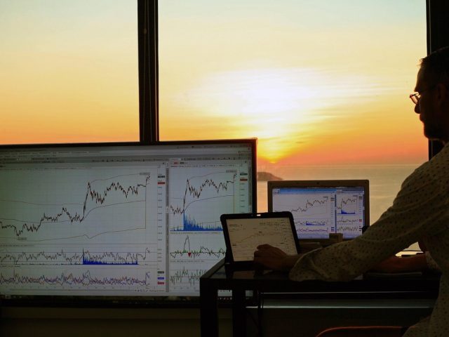 Meilleur screener d&rsquo;actions selon ratios — guide et critères