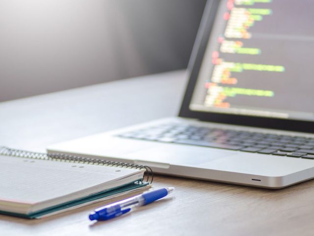 Stratégies d&rsquo;achat d&rsquo;actions : méthodes, usages et limites